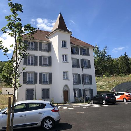 Domitys - Le Manoir Apartment Perignat-les-Sarlieve Bagian luar foto