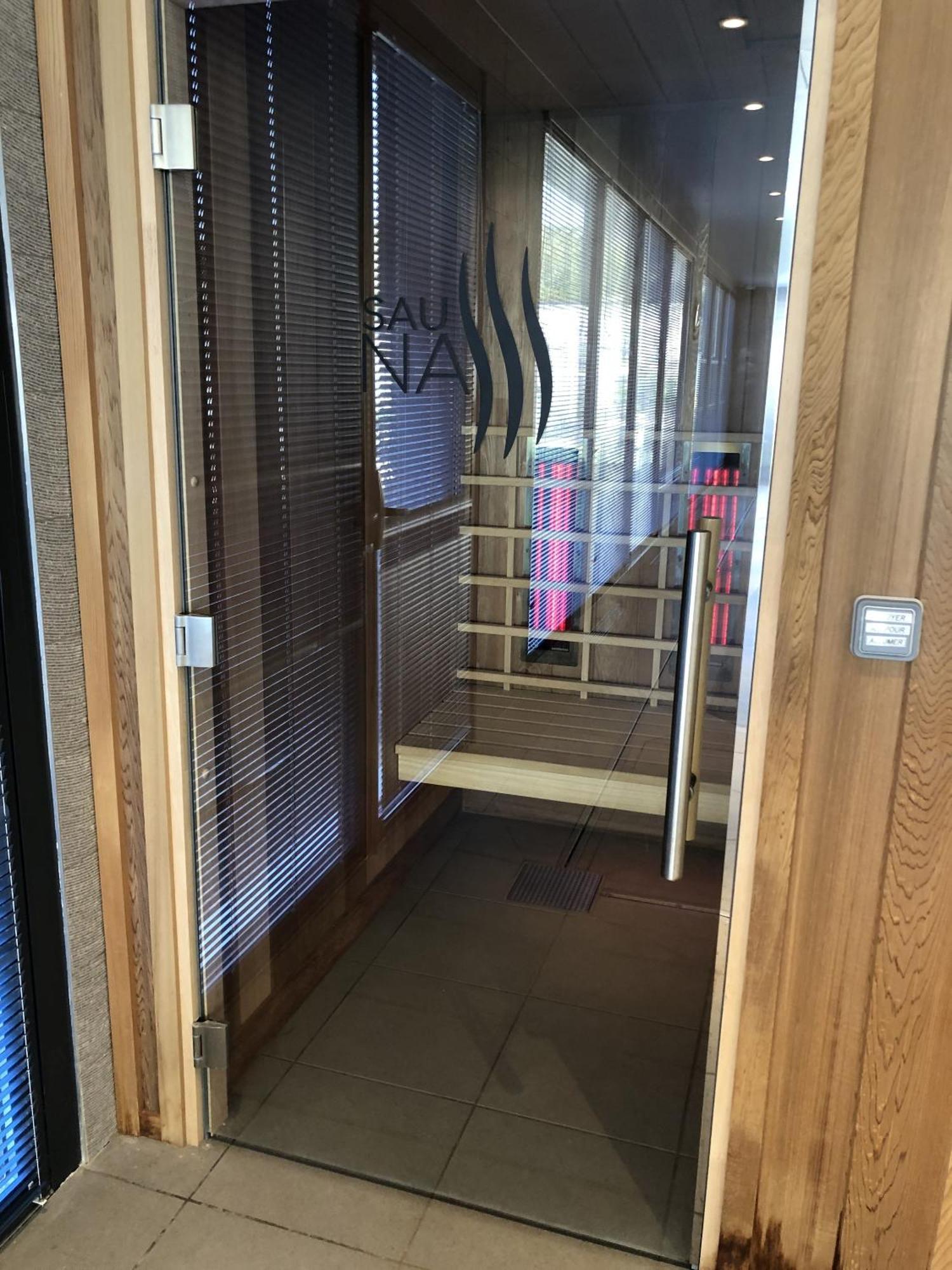 Domitys - Le Manoir Apartment Perignat-les-Sarlieve Bagian luar foto
