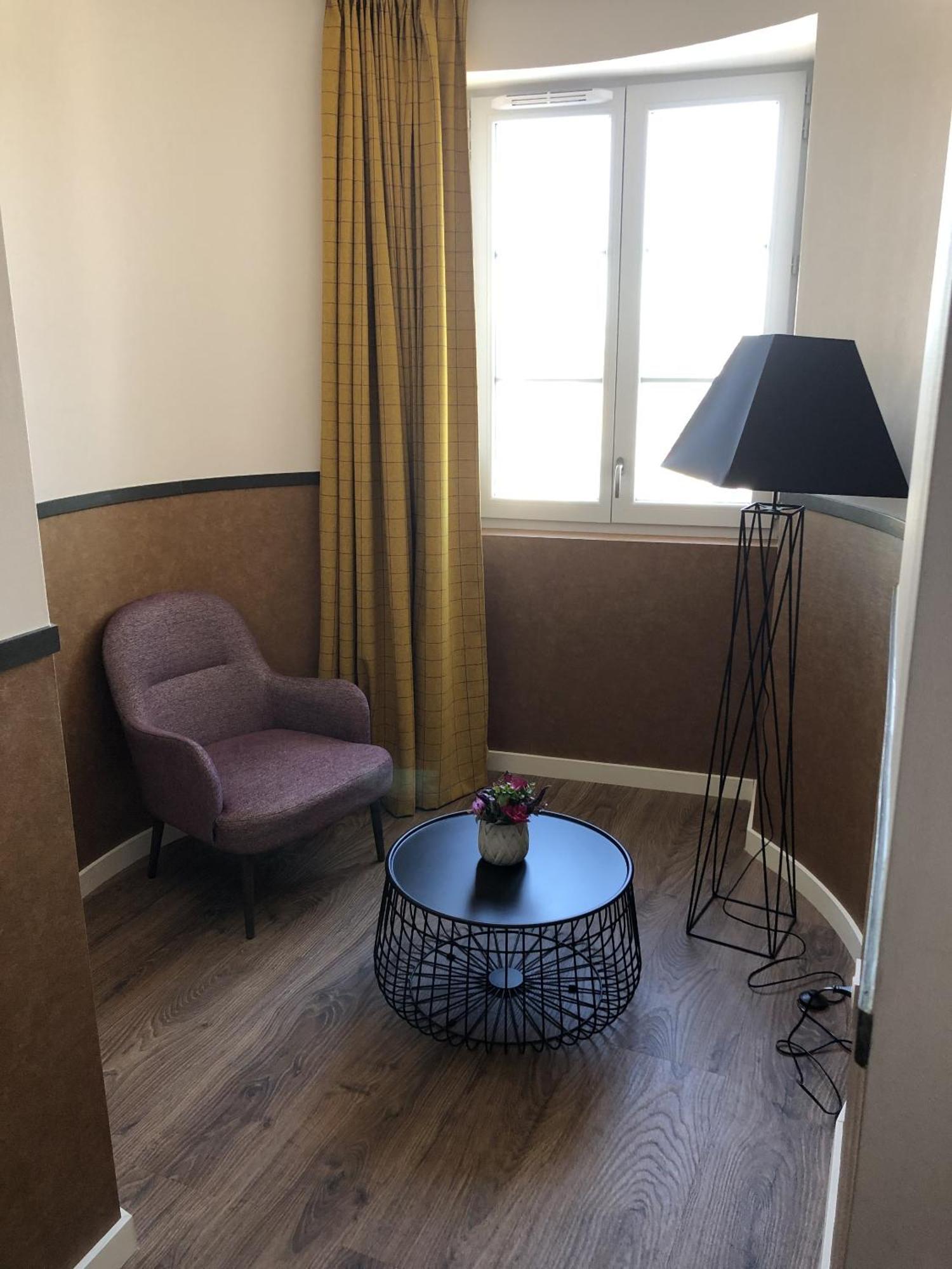 Domitys - Le Manoir Apartment Perignat-les-Sarlieve Bagian luar foto